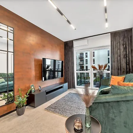 Luxury Copper Lodz (Lodz)
